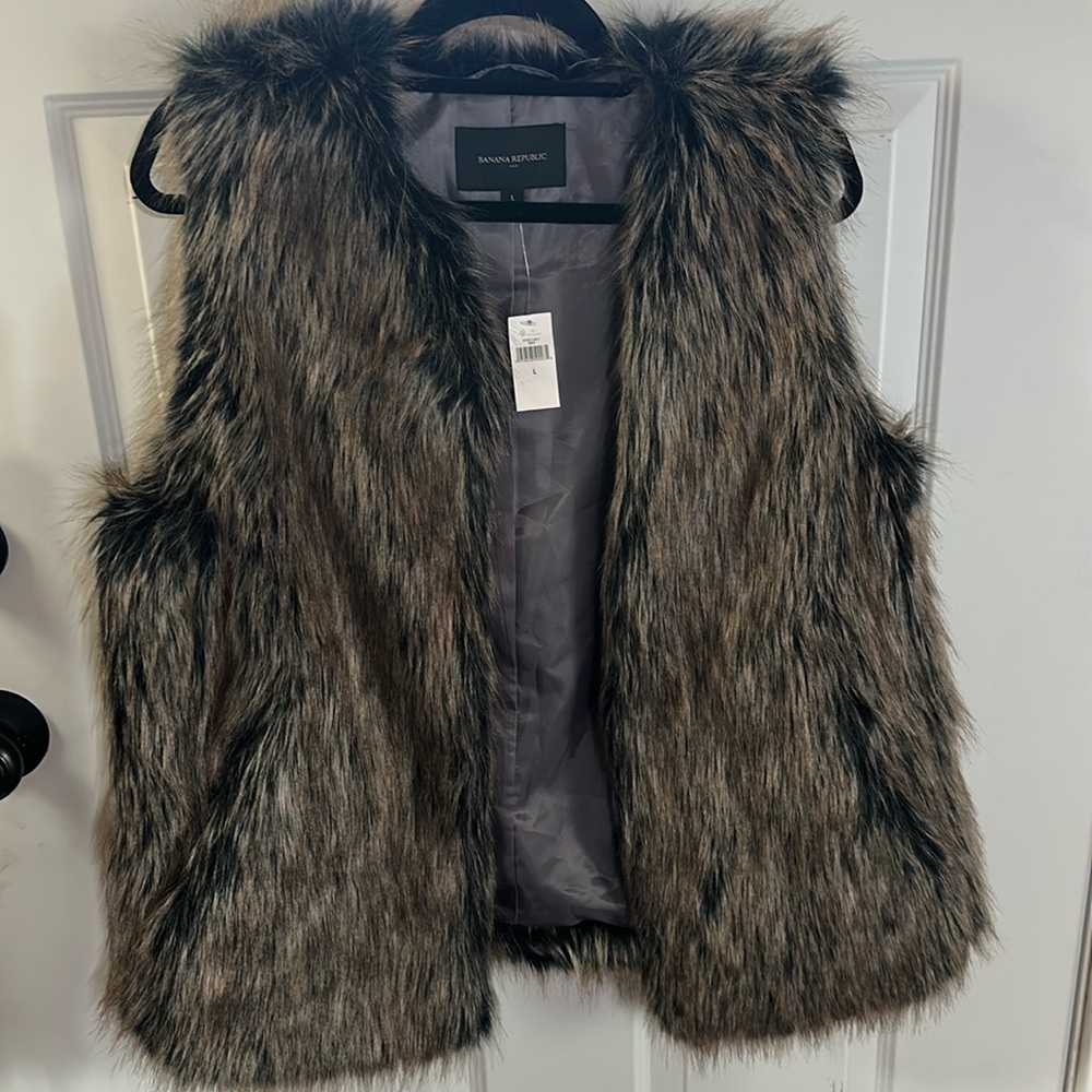 NWT [Banana Republic] Smoky Gray Fur Vest